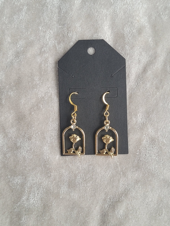 Hand Crafted Jewelry - Hand Crafted Enchanted Rose Drop Earrings